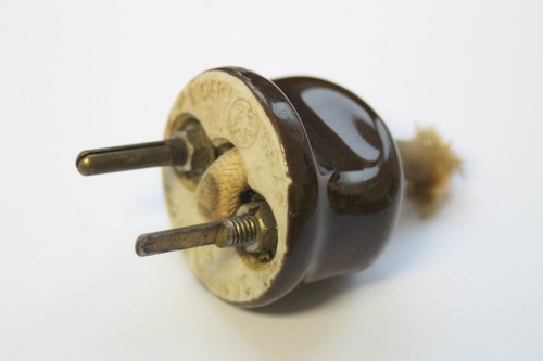 Alter stecker porzellan - alter,