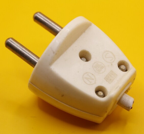 Alter gerätestecker für - gerätestecker,