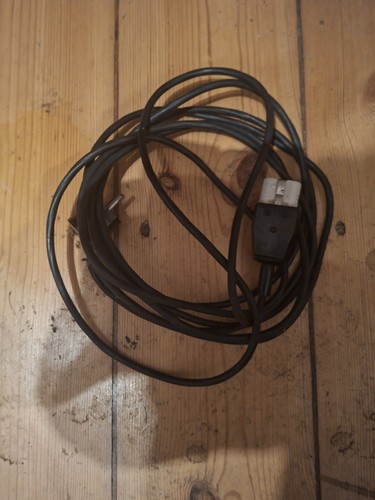 Alter heissgerätestecker mit - alter,