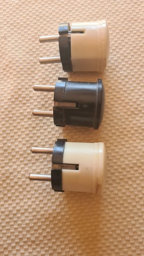 Alte netzstecker - ,